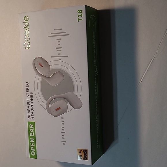 Qaekie Wearable Stereo Headphones NWT - Picture 1 of 7